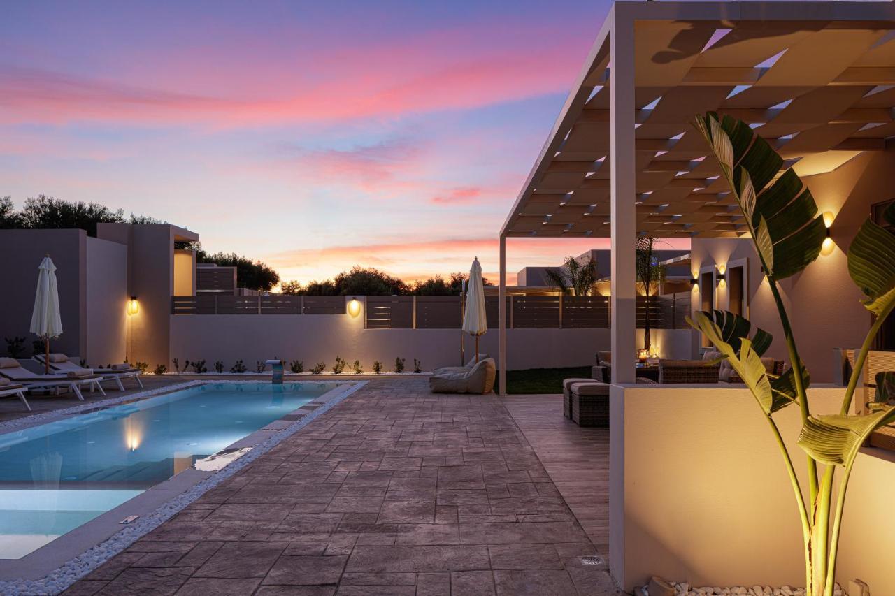 Koin Villa Sunrise, With Heated Pool & Whirlpool Perama  Экстерьер фото